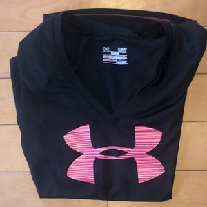 Under Armor V neck short sleeve